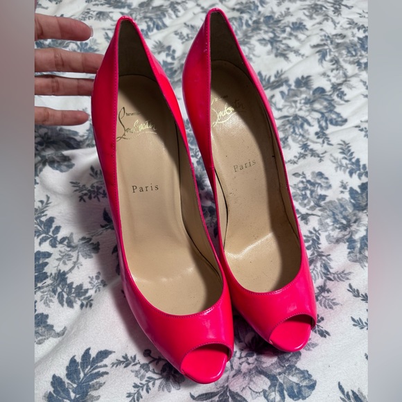 CHRISTIAN LOUBOUTIN
 Leather Pumps - New Watermelon Color - Size 10 1/2 - Picture 6 of 12